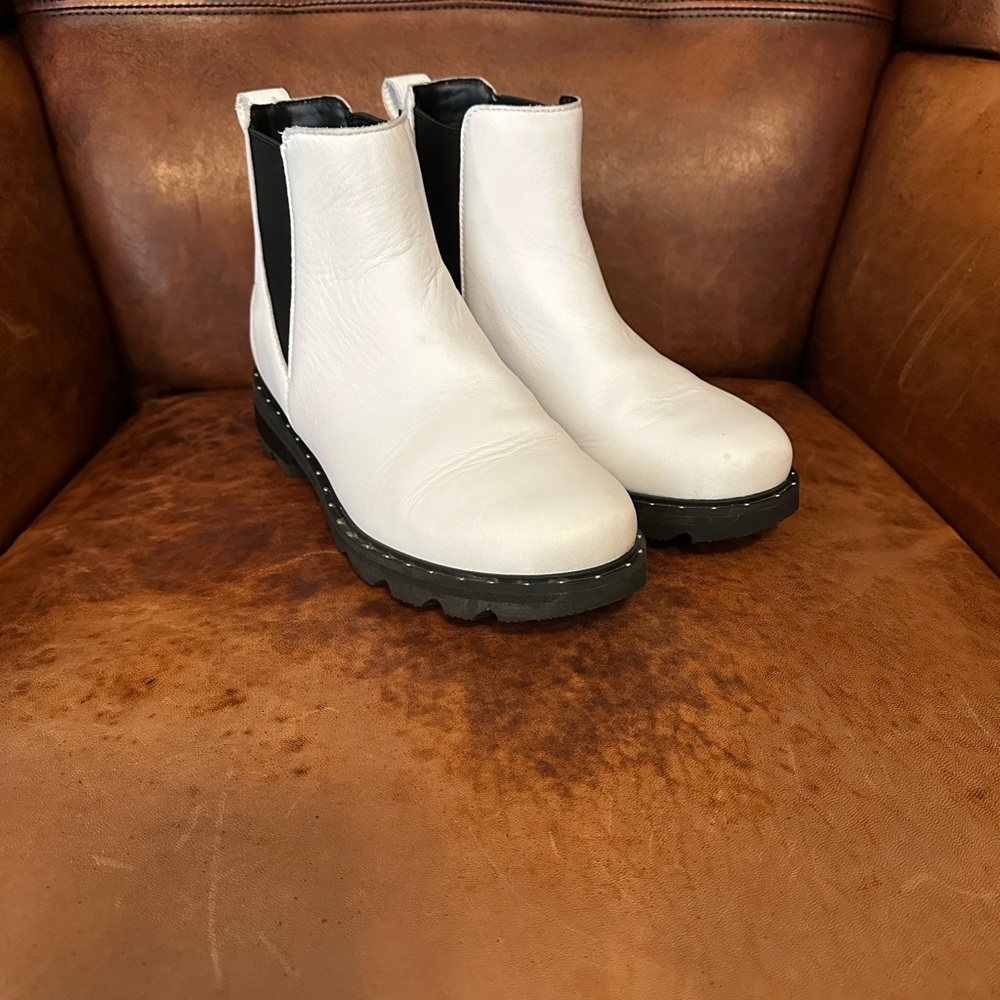 Sorel Lennox Stud Chelsea Waterproof Ankle Boots